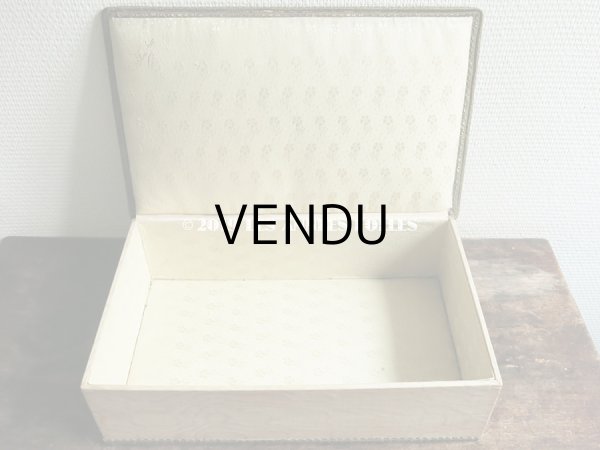 画像10: 1900年代 アンティーク リボン刺繍 大きなカルトナージュボックス　 (10)