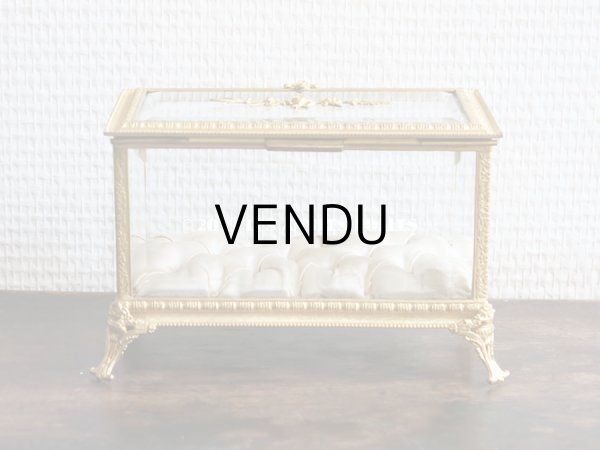 画像5: 19世紀 アンティーク 薔薇のジュエリーボックス パウダーピンクのシルク製クッション (5)