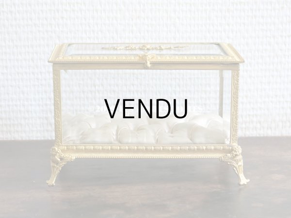 画像4: 19世紀 アンティーク 薔薇のジュエリーボックス パウダーピンクのシルク製クッション (4)