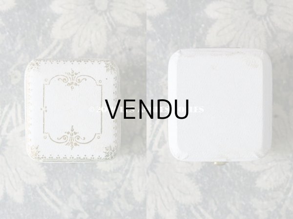 画像3: アンティーク ジュエリーボックス 金彩入り オフホワイト リングボックス (3)