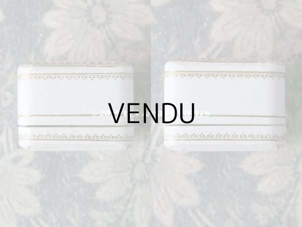 画像5: アンティーク ジュエリーボックス 金彩入り オフホワイト リングボックス (5)