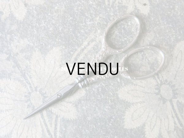 画像7: 1900年代 アンティーク シルバー製 薔薇の裁縫道具セット  (7)