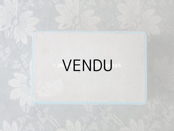 画像4: アンティーク ラングドシャのお菓子箱  人形で遊ぶ子猫 LANGUES DE CHATS - Cie D'Orient LYON - (4)