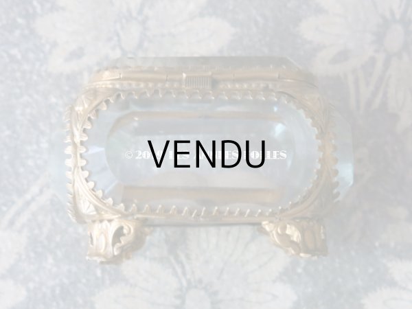 画像7: アンティーク 小さなジュエリーボックス クリーム色のシルク製クッション (7)