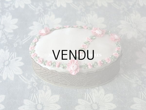 画像4: アンティーク　ロココトリムのお菓子箱　シルク製 (4)