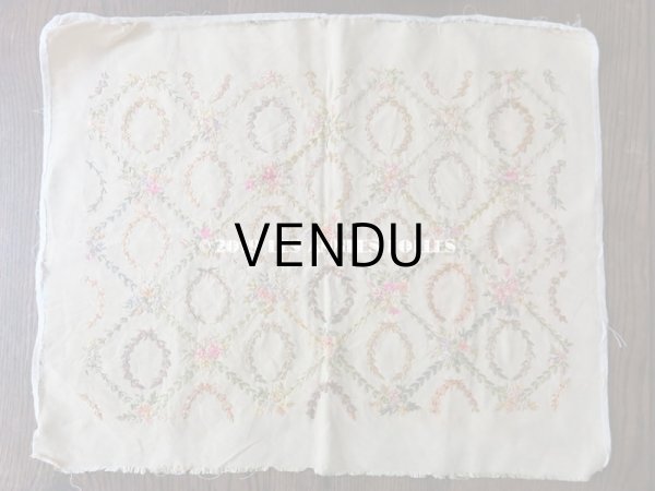 画像3: 【9周年セール対象外】 アンティーク リボン刺繍のパネル　ファブリック  (3)