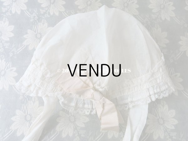 画像4: 1900年代 アンティーク 少女用 レースのボネ グレイッシュピンクのシルクリボン ナイトキャップ (4)