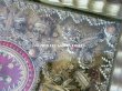 画像11: 19世紀 アンティーク ルリケール ペーパーロール 聖遺物のガラスフレーム  聖人の遺品 (11)