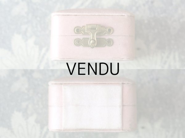 画像4: アンティーク ジュエリーボックス シルクサテン パウダーピンク ゴールドの金具 (4)