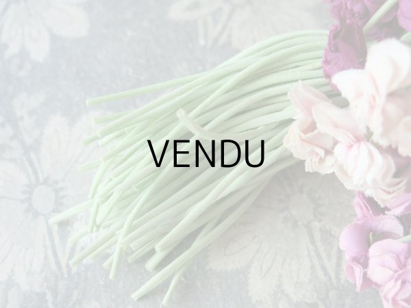 画像5: アンティーク 3色の薔薇の大きなブーケ 100輪 布花  コサージュ (5)