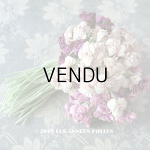 画像: アンティーク 3色の薔薇の大きなブーケ 100輪 布花  コサージュ