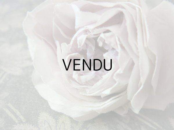 画像5: アンティーク 薄紫の薔薇の布花 大きな一輪のコサージュ (5)