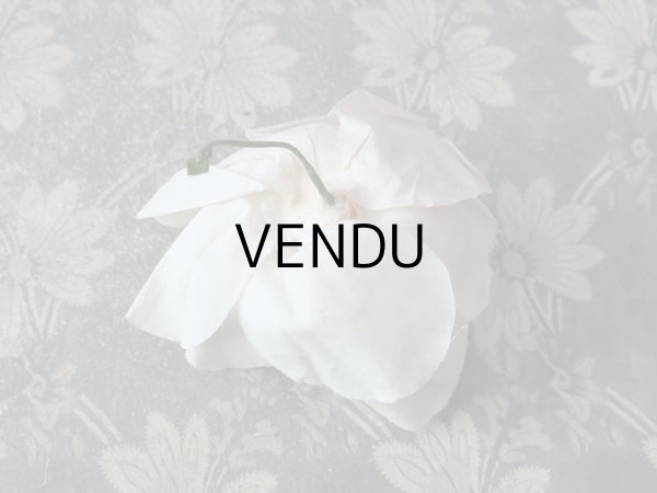 画像3: アンティーク 薄紫の薔薇の布花 大きな一輪のコサージュ (3)