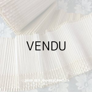 画像: 1900年代 アンティーク プリーツ加工 チュールレース ドット柄 