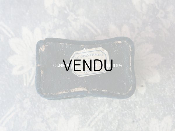 画像4: 1900年代 アンティーク ピンクッション付 ニードルケース 薔薇のガーランド 小さな裁縫箱 - AU PRINTEMPS - (4)
