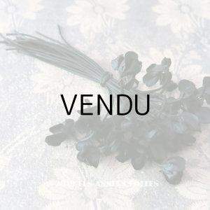 画像: アンティーク シルクサテンのコサージュ 黒い布花