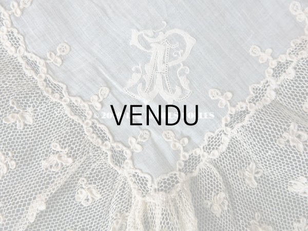 画像4: アンティーク アランソンレースの結婚式のハンカチ  【ポワン・ダランソン（アランソン）】　【POINT D'ALENCON】 (4)