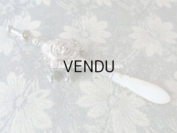 画像3: 19世紀 ナポレオン3世時代 アンティーク ラトル 天使 シルバー製 (3)