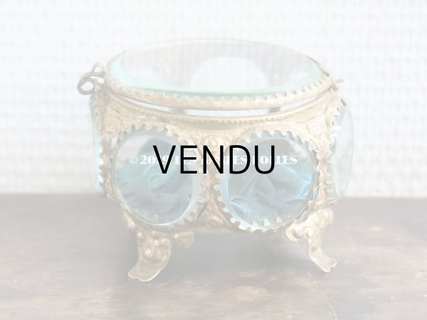 画像6: アンティーク 7角形のジュエリーボックス スモーキーブルー・グリーンのシルク製クッション (6)