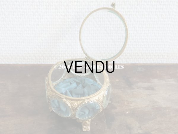 画像7: アンティーク 7角形のジュエリーボックス スモーキーブルー・グリーンのシルク製クッション (7)