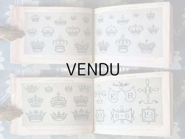 画像9: 19世紀末 アンティーク DMC 刺繍図案帳 ALPHABET DE LA BRODEUSE  ファーストエディション (9)