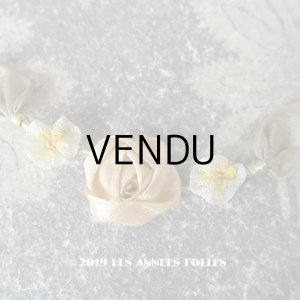 画像: アンティーク シャンパンゴールドの薔薇のロココモチーフ