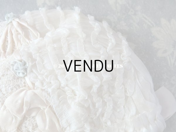 画像8: アンティーク ボネ パールピンクのリボンワーク & 水色の薔薇のロココモチーフ シルクオーガンジーのフリル (8)