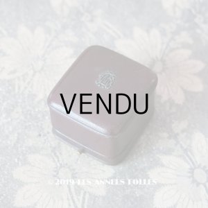 画像: アンティーク 本革製 ジュエリーボックス メタルのモノグラム入り 【 GM 】 ブラウン リングボックス