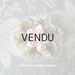 画像: アンティーク ピンクの薔薇のブーケのロココモチーフ 