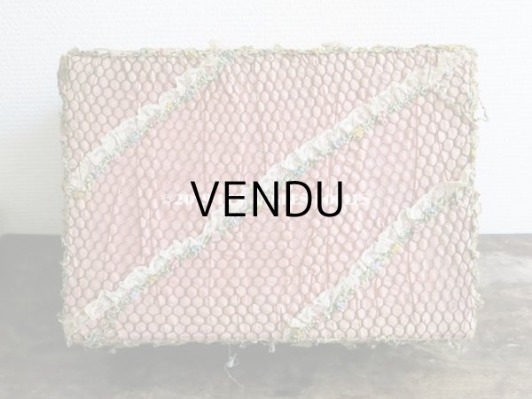 画像3: 1900年代 アンティーク 大きなカルトナージュボックス 薔薇のロココトリム＆レースの装飾 オールドローズ (3)