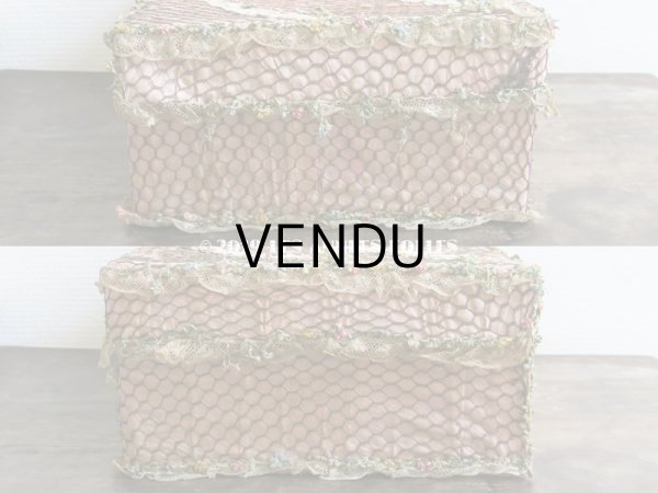 画像15: 1900年代 アンティーク 大きなカルトナージュボックス 薔薇のロココトリム＆レースの装飾 オールドローズ (15)