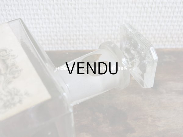 画像8: アンティーク 薔薇のガーランド＆ロカイユ装飾のパフュームボトル LA SUZERAINE EAU DE COLOGNE - AU PRINTEMPS PARIS - (8)