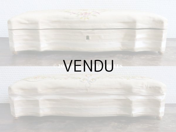 画像11: 19世紀 アンティーク グローブボックス 薔薇の花かごの刺繍入り ローズパニエ (11)