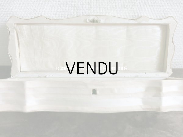 画像10: 19世紀 アンティーク グローブボックス 薔薇の花かごの刺繍入り ローズパニエ (10)