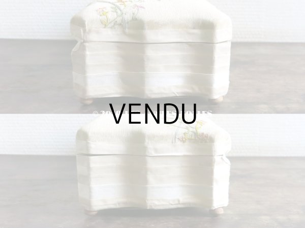 画像12: 19世紀 アンティーク グローブボックス 薔薇の花かごの刺繍入り ローズパニエ (12)