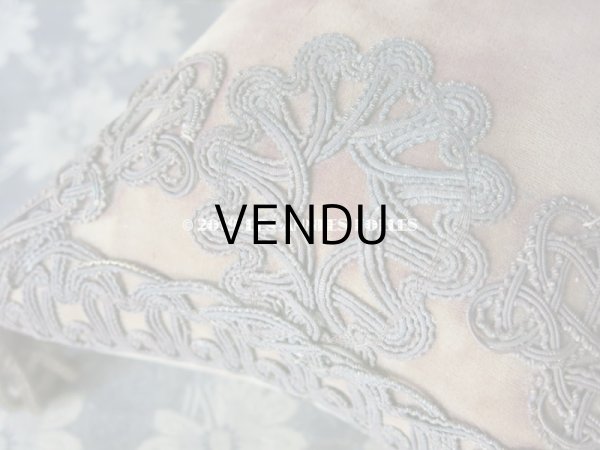 画像10: 19世紀末 アンティーク グローブ・ド・マリエのクッション ピンクッション (1114) (10)