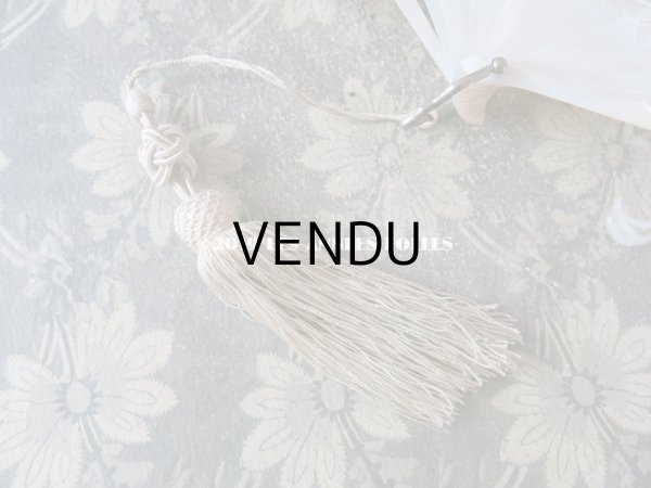 画像5: 1900年代 アンティーク シェル & オフホワイトのフェザーのファン  マザーオブパール (69) (5)