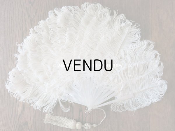 画像3: 1900年代 アンティーク シェル & オフホワイトのフェザーのファン  マザーオブパール (69) (3)