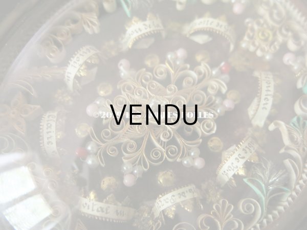 画像5: 19世紀 アンティーク ルリケール 草花＆クロス 聖遺物のガラスフレーム 聖人の遺品 封蝋付き ペーパーロール (5)