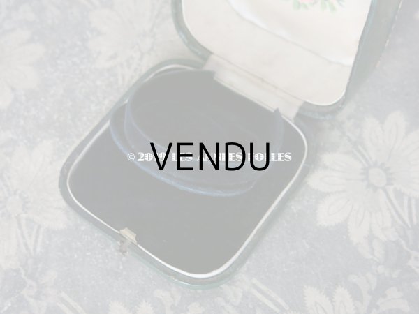 画像9: 19世紀末 アンティーク 薔薇のジュエリーボックス ブレスレット用　ダークブルーのベルベット ＆ 薔薇のペイント入りシルクサテン  (81) (9)