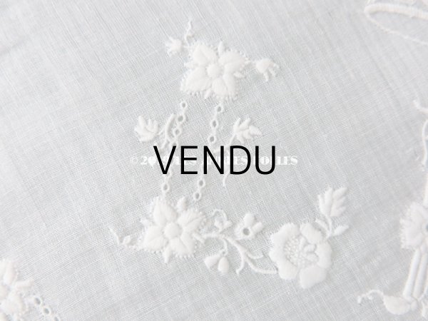 画像6: 新品同様 19世紀 アンティーク  結婚式のハンカチ 王冠とモノグラムのホワイトワーク & ヴァランシエンヌレース (6)
