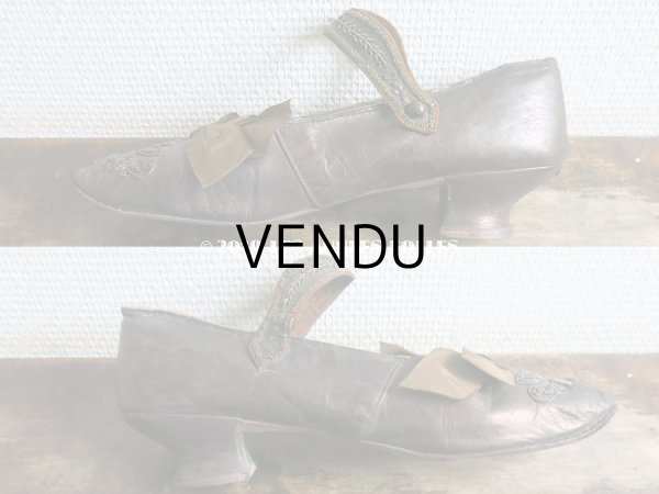 画像7: 19世紀末 アンティーク シューズ メタルビーズの刺繍 ブラウン (7)