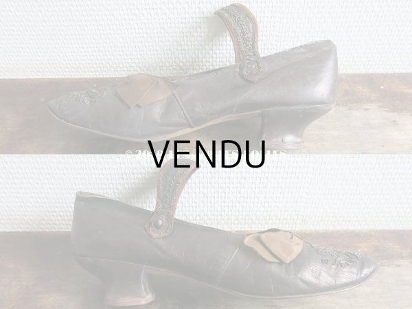 画像4: 19世紀末 アンティーク シューズ メタルビーズの刺繍 ブラウン (4)