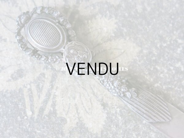 画像8: 1900年代 アンティーク シーリングスタンプ & ブックマーク・ペーパーカッターのセット リボンと花のガーランド　 (8)