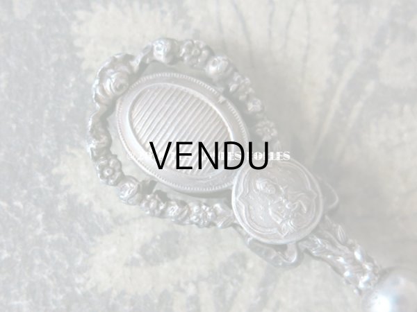 画像3: 1900年代 アンティーク シーリングスタンプ & ブックマーク・ペーパーカッターのセット リボンと花のガーランド　 (3)