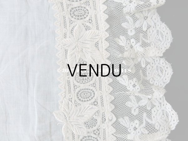 画像12:  19世紀 アンティーク  結婚式のハンカチ リーフ柄＆モノグラム【LR】 のホワイトワーク & 手編みのヴァランシエンヌレース (12)