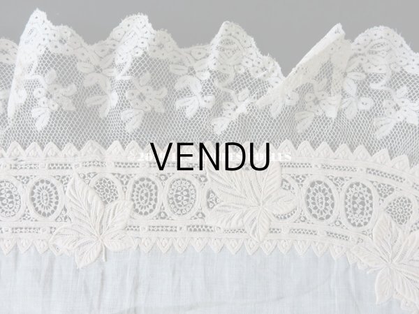 画像10:  19世紀 アンティーク  結婚式のハンカチ リーフ柄＆モノグラム【LR】 のホワイトワーク & 手編みのヴァランシエンヌレース (10)