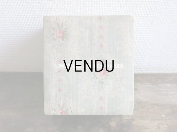画像3: 1900年代 アンティーク 薔薇 & 草花のガーランド  カルトナージュボックス (3)