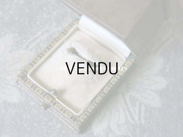 画像7: アンティーク 本革製 ジュエリーボックス 金彩入り カーキ リングボックス (7)