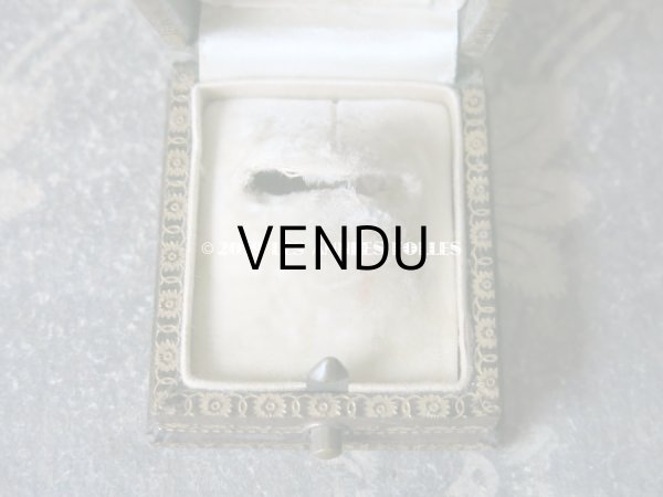 画像8: アンティーク 本革製 ジュエリーボックス 金彩入り カーキ リングボックス (8)